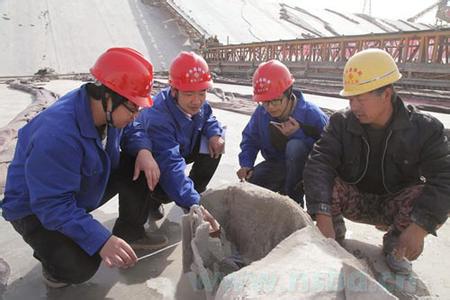 混凝土路麵切縫