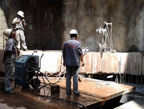 基坑支撐梁拆除切割